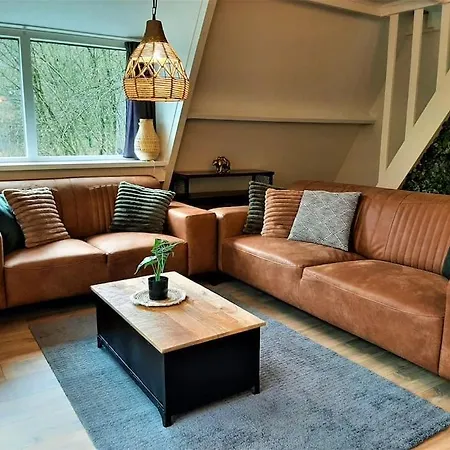 シャレー Het Hulstje 2 デュルビュイ