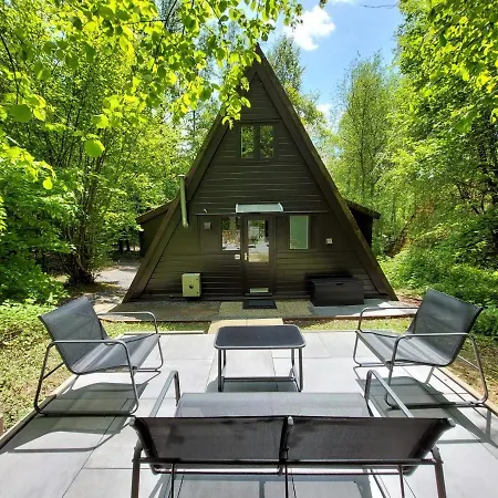Chalet B-leaf